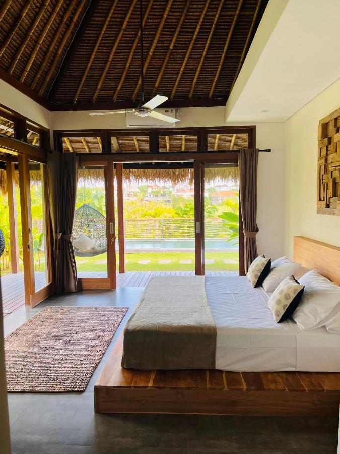 La Reserva Villas Bali Jimbaran Extérieur photo
