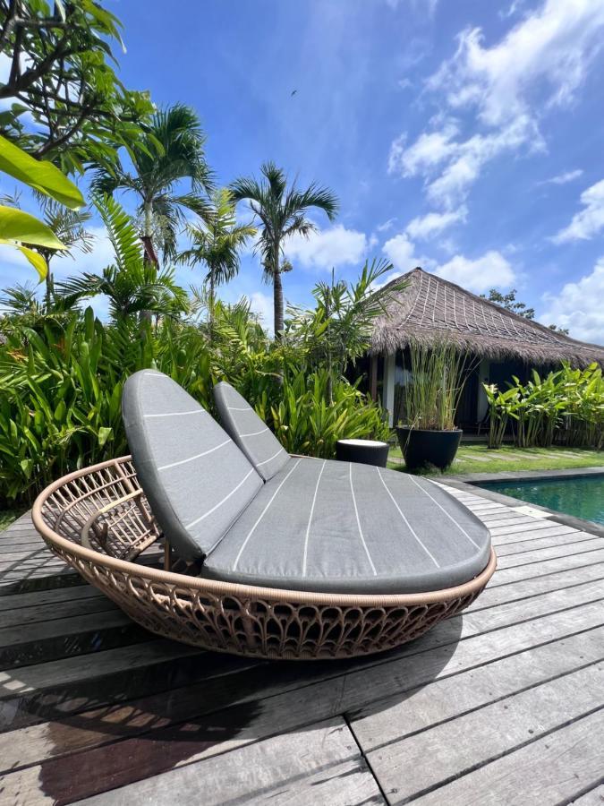 La Reserva Villas Bali Jimbaran Extérieur photo