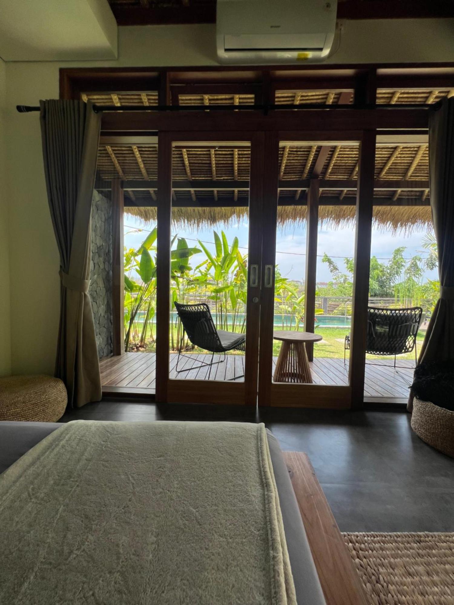 La Reserva Villas Bali Jimbaran Extérieur photo